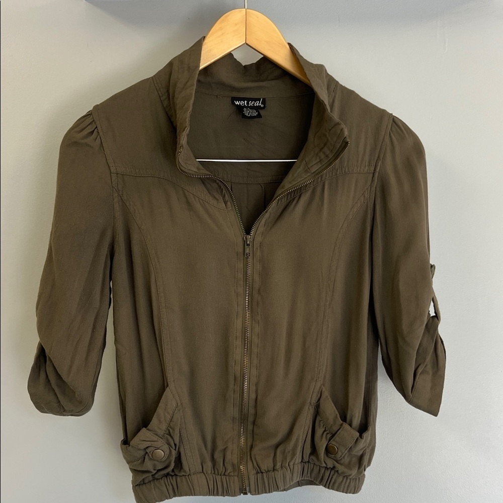 Crop Light Weight Army Green Minimalist 3/4 sleeve Jacket Sz SM